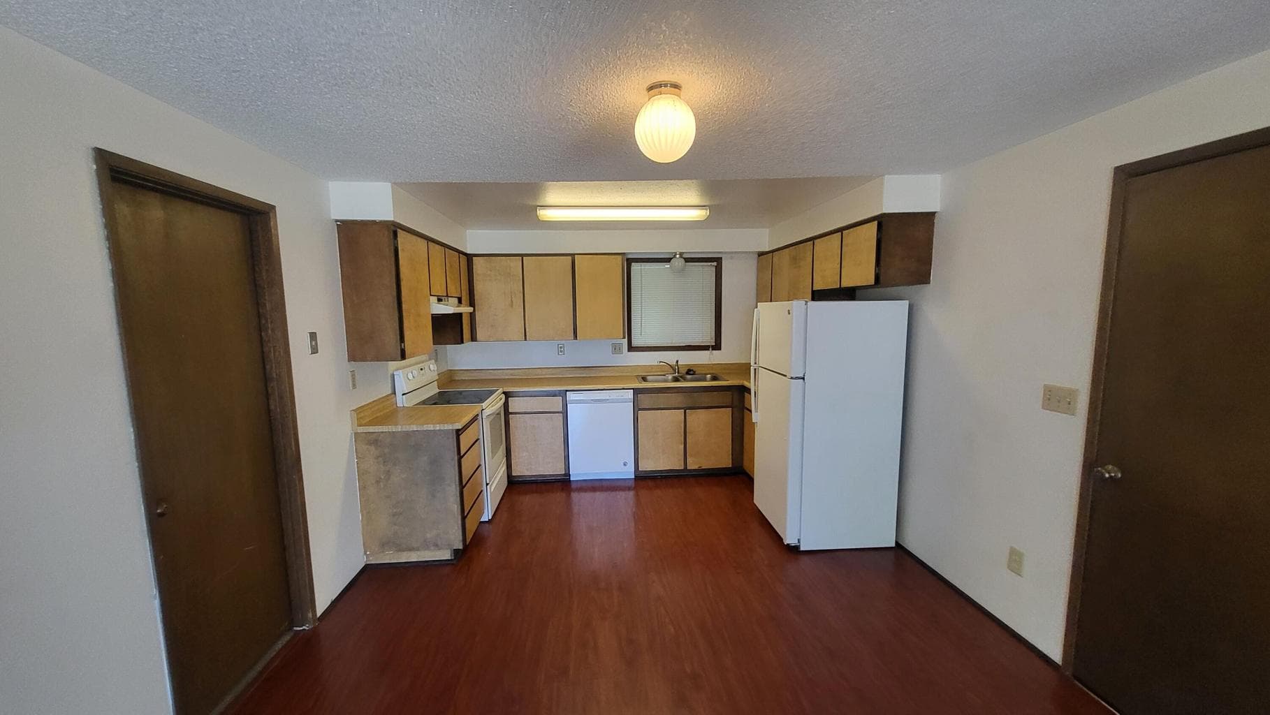 Photo of 2926 23rd 3 of 17