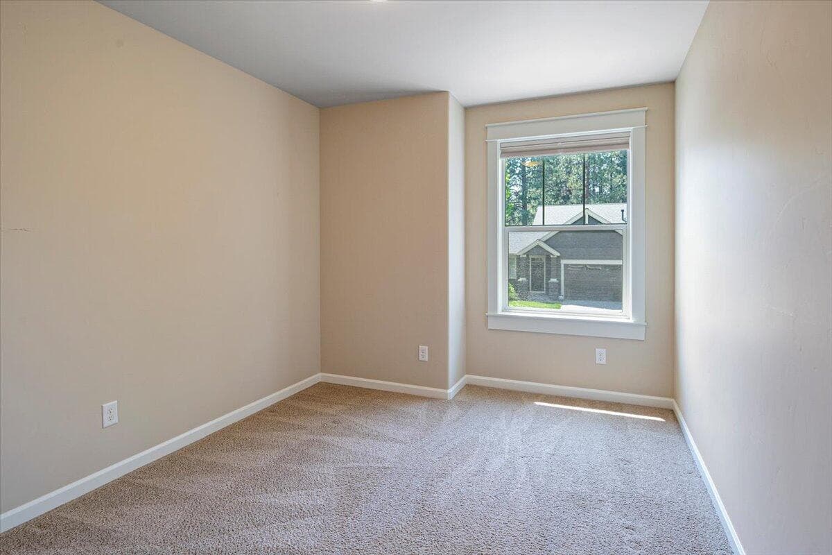 Photo of 60342 SE Hedgewood Lane 34 of 48