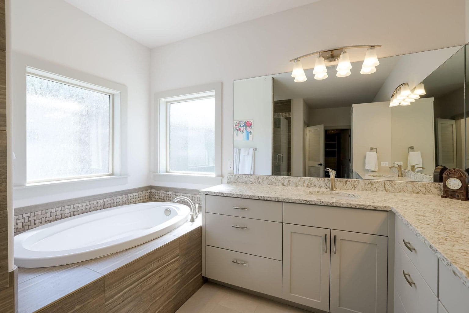 Corner Soaking Tub