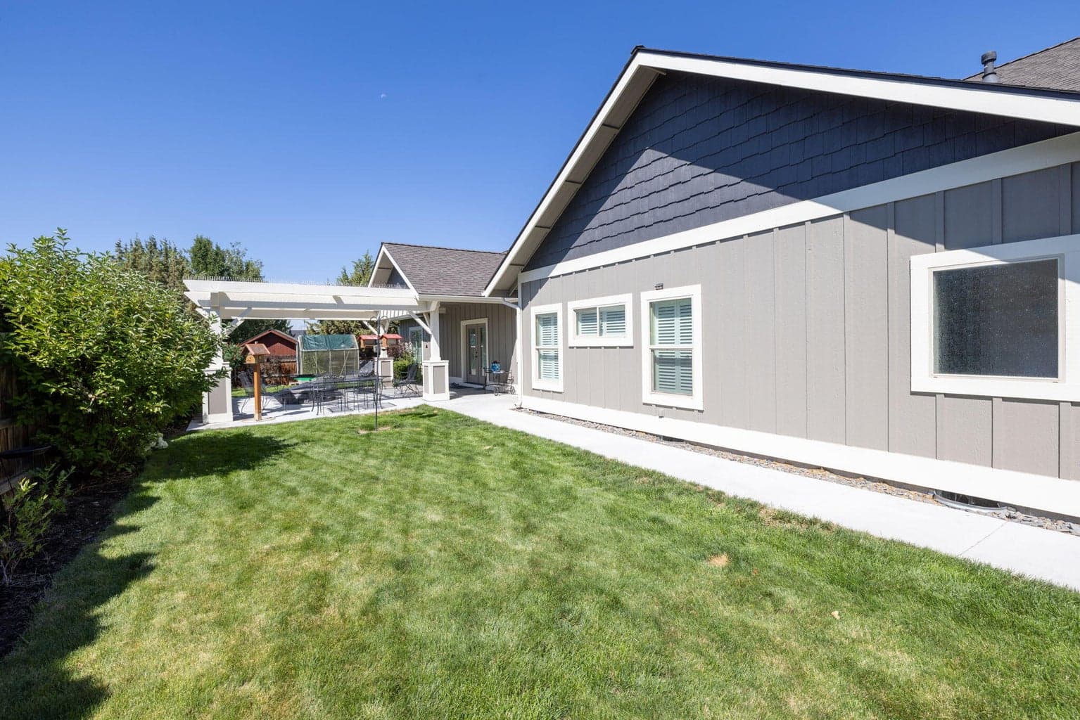 Photo of 3776 SW Wickiup Place 50 of 60