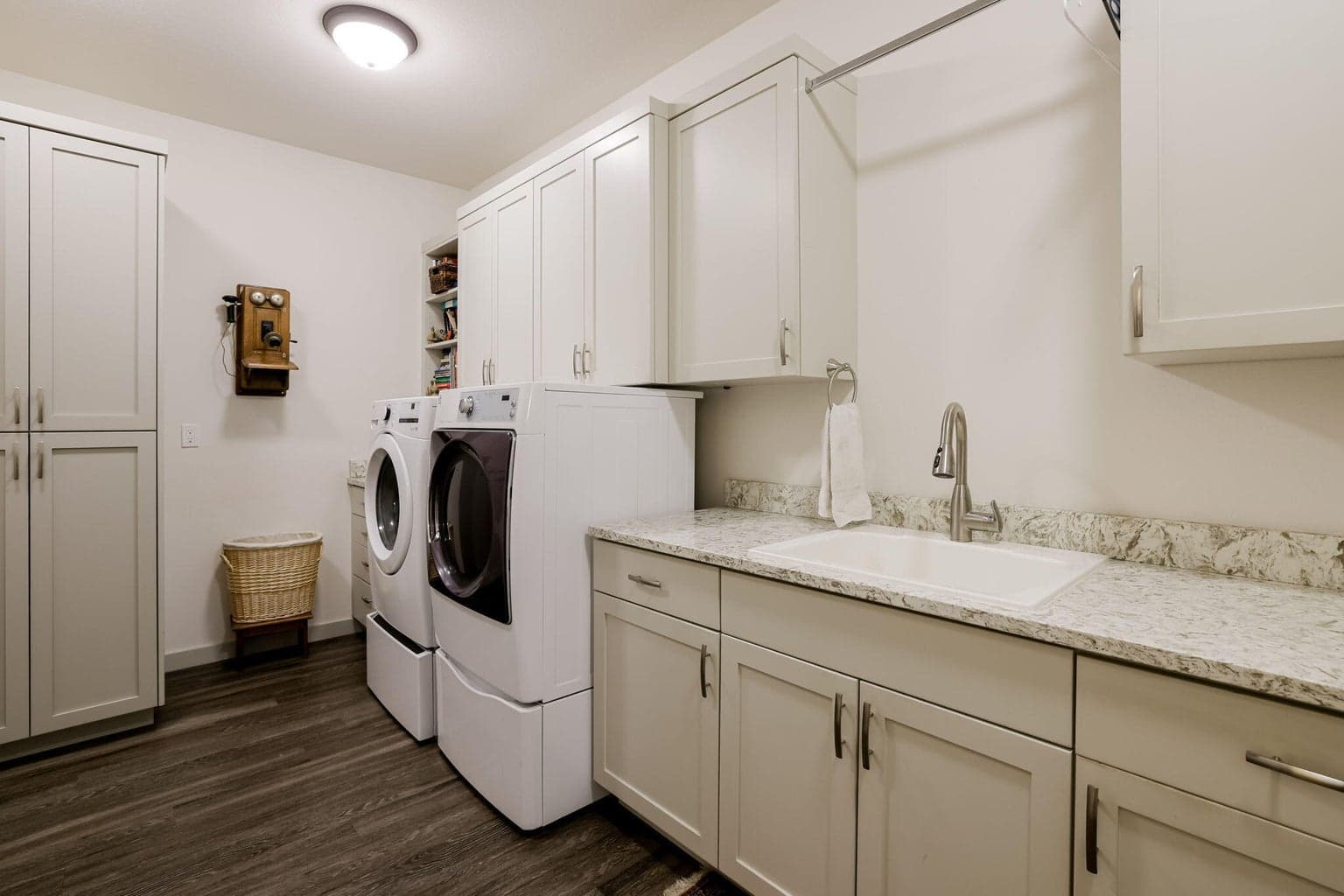 Photo of 3776 SW Wickiup Place 30 of 60