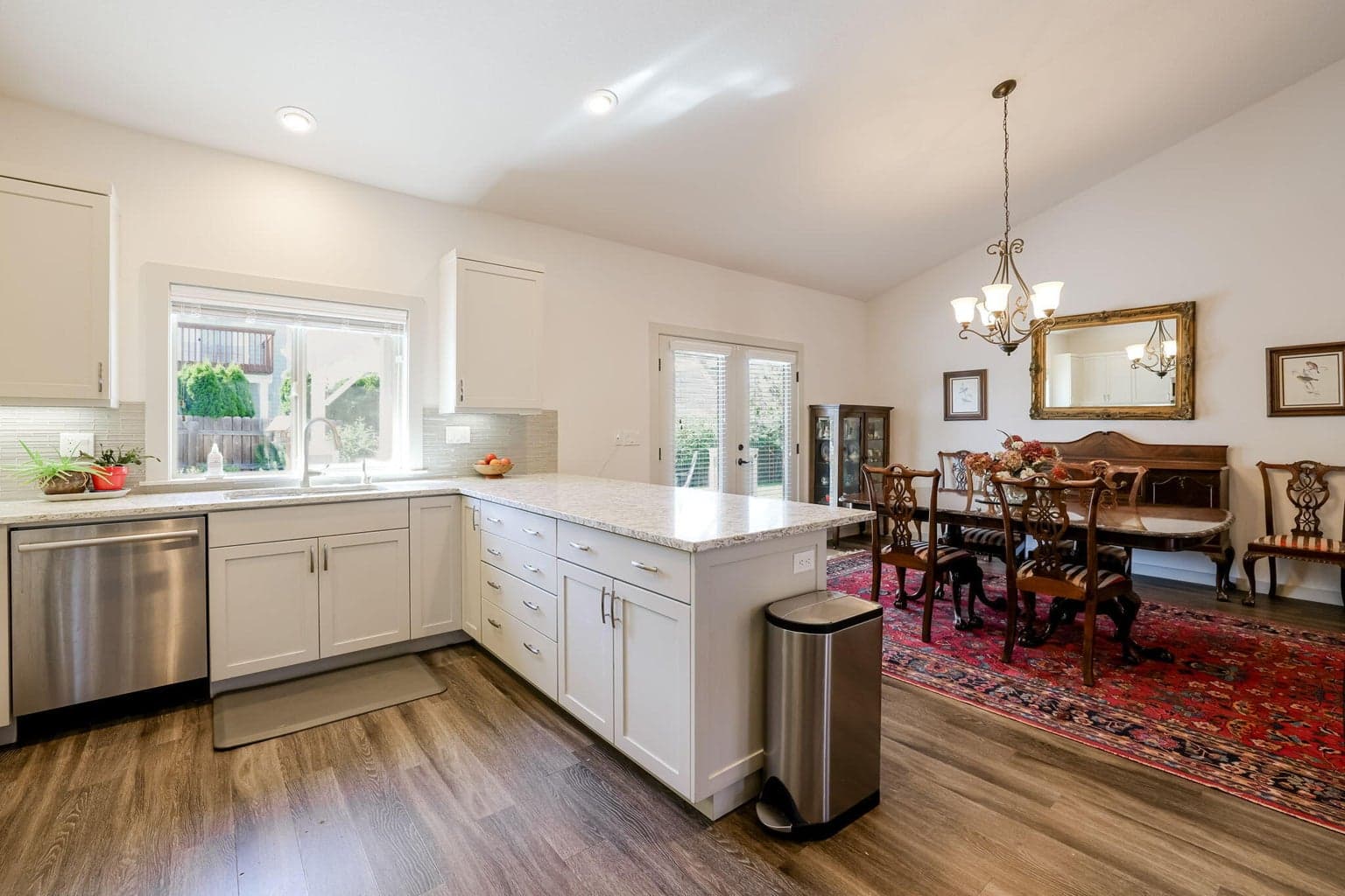 Photo of 3776 SW Wickiup Place 15 of 60