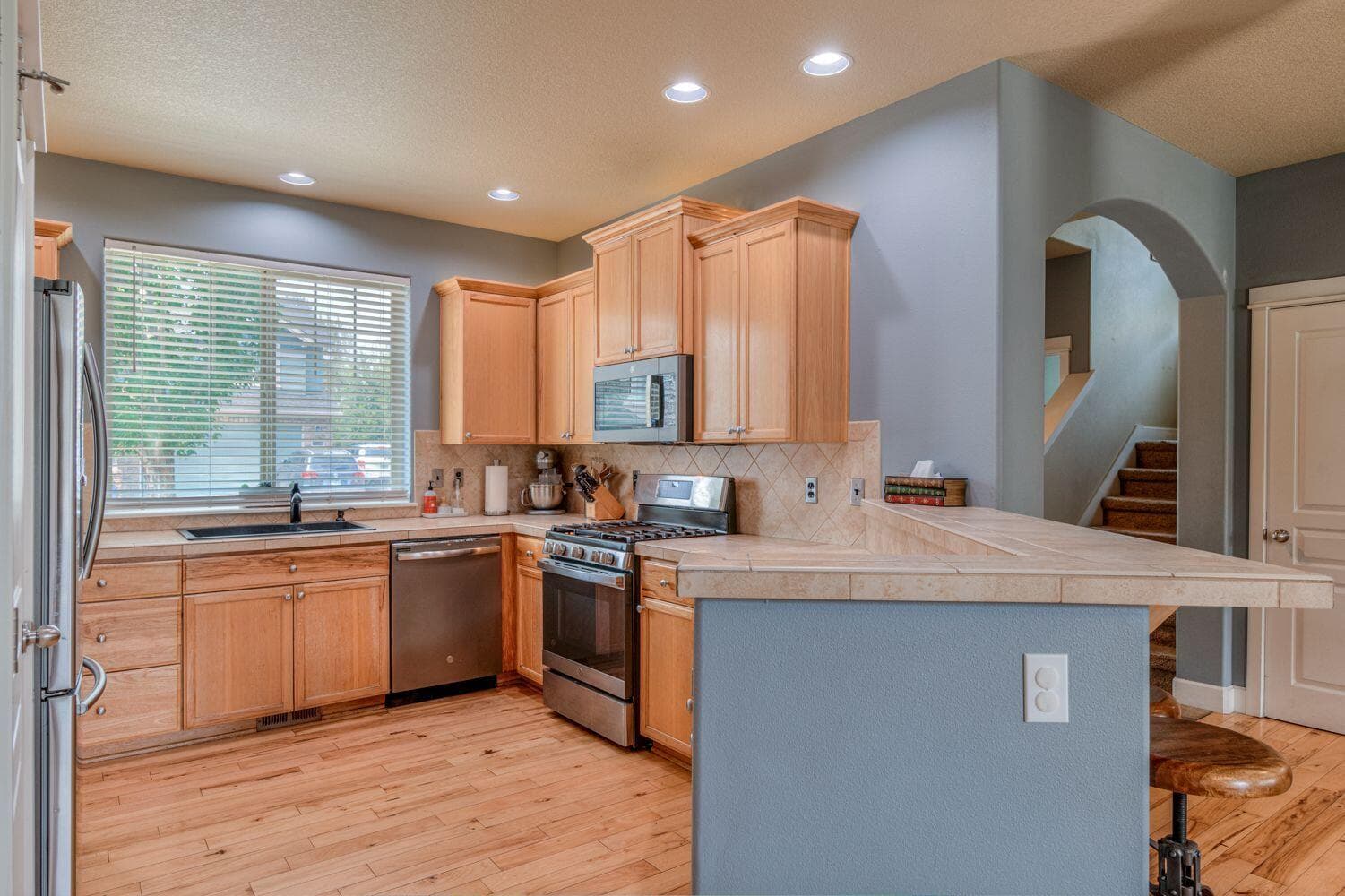 Photo of 630 28th 5 of 35