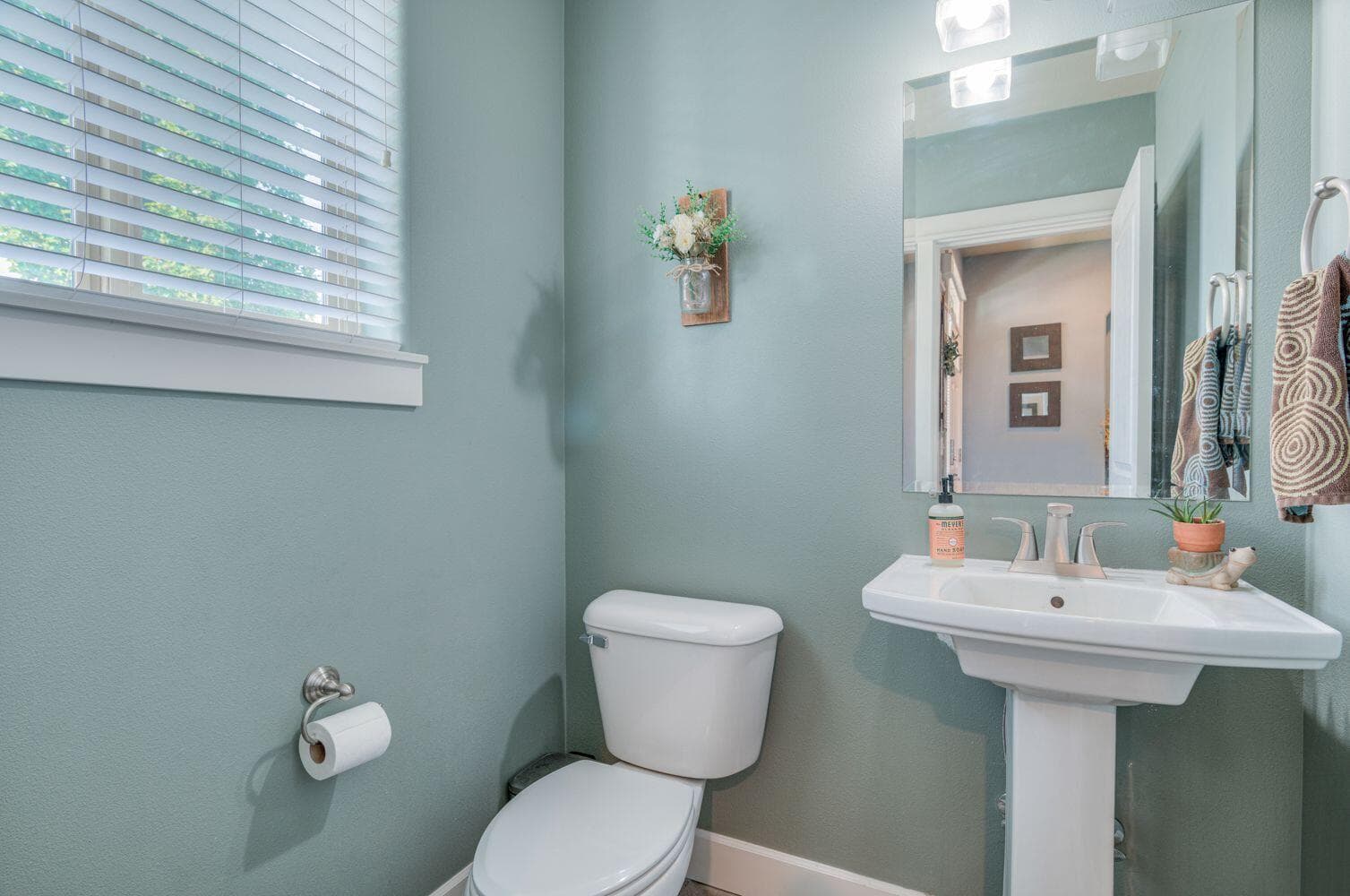 Photo of 630 NW 28th Street 13 of 35