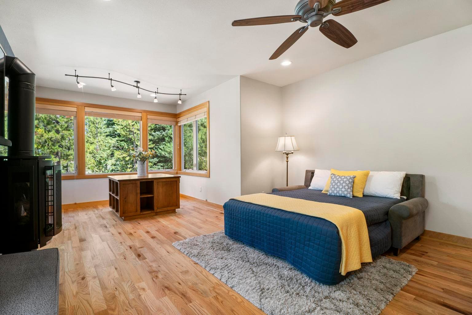 Photo of 57941 Cypress Lane 25 of 39