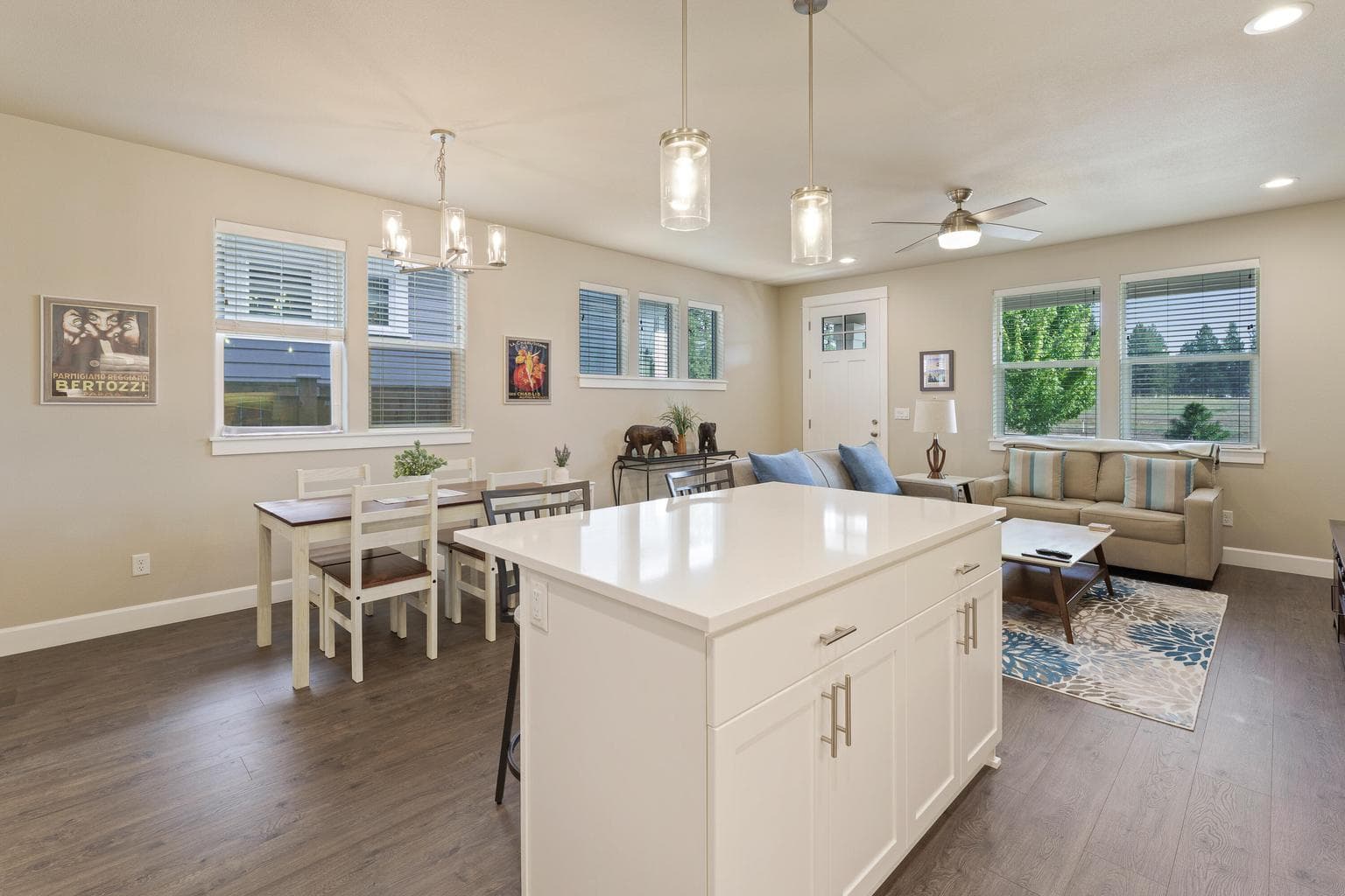 Photo of 20526 SE Murphy Road 13 of 32