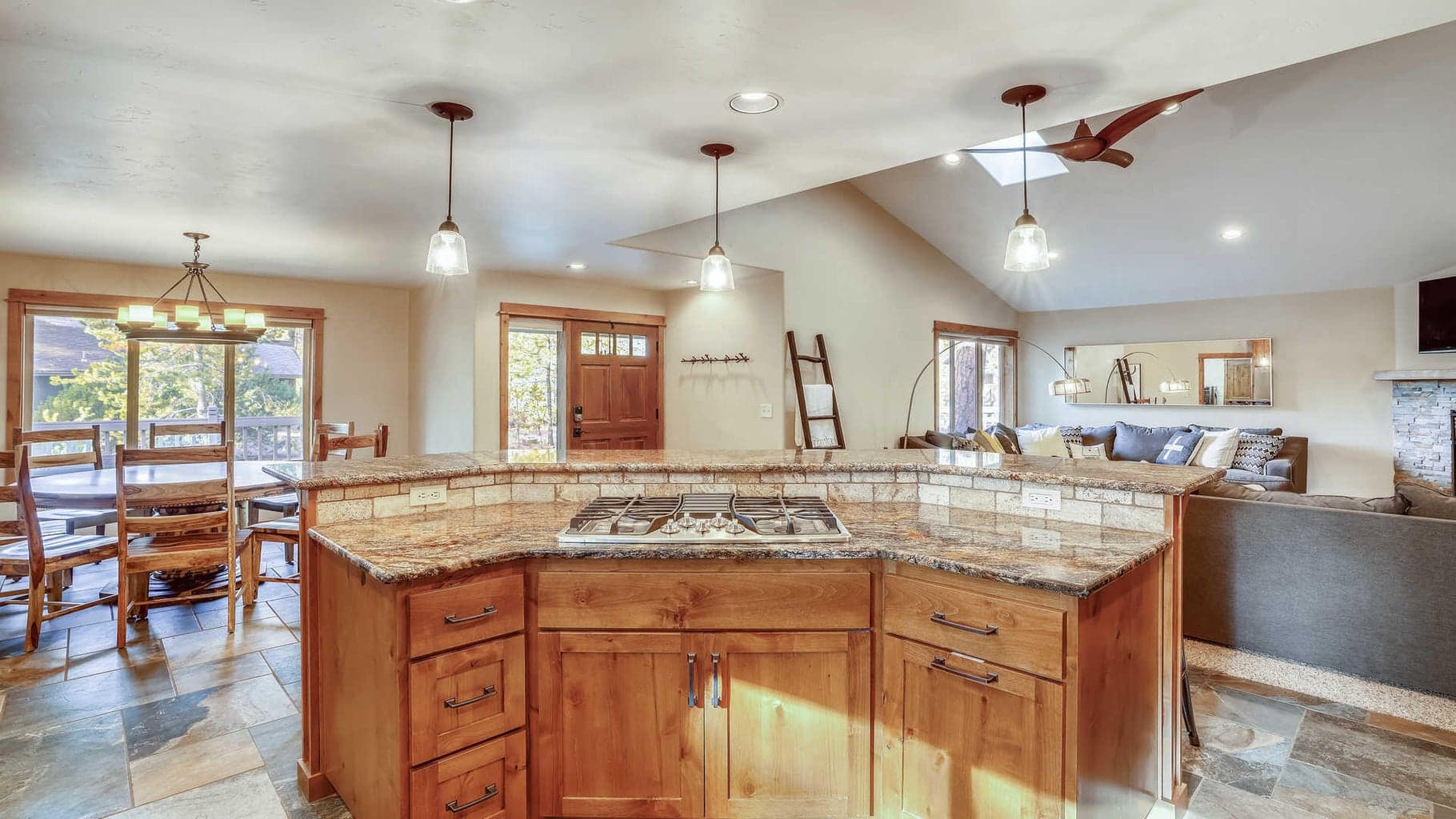 Photo of 17729 Topflite Lane 11 of 37