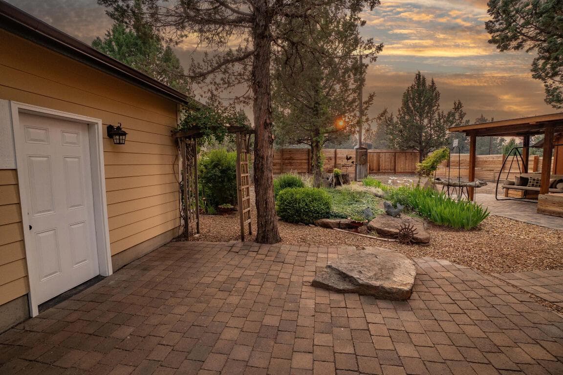 Photo of 21260 Limestone 4 of 36