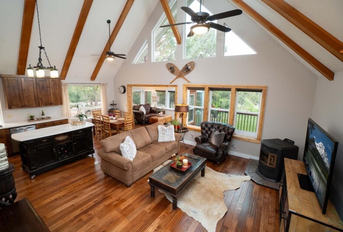 Photo of 21260 Limestone Avenue 8 of 36