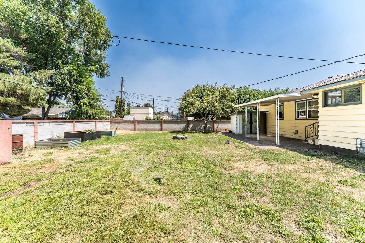 Photo of 555 NW 4th Street 20 of 20