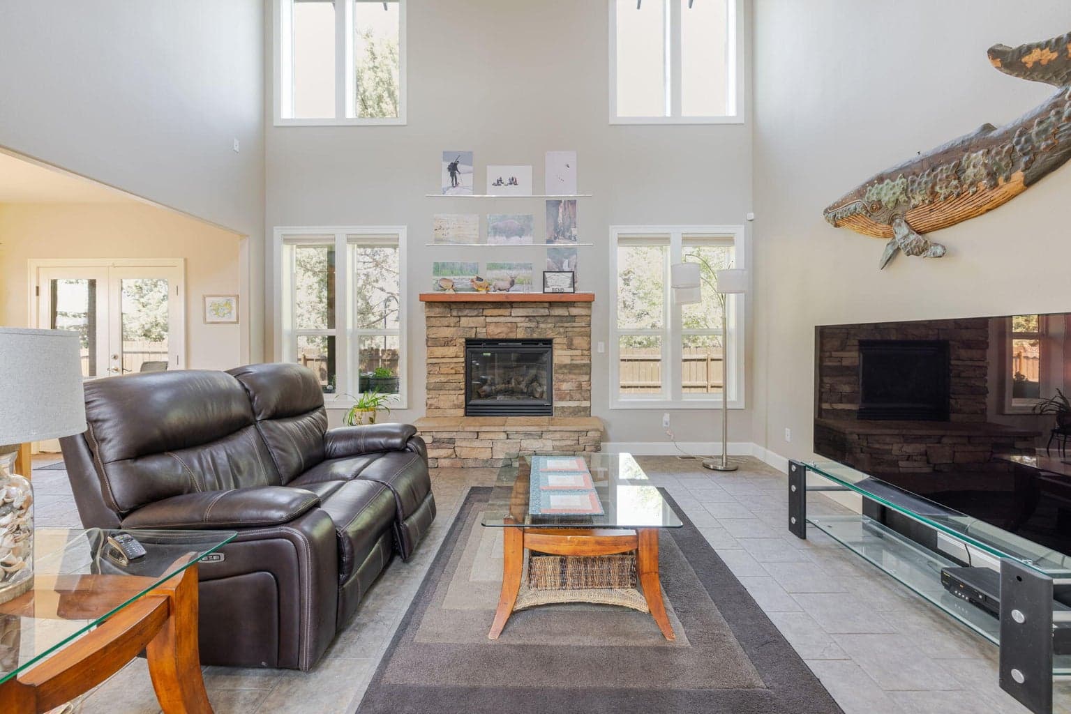 Photo of 63225 NE Eastview Drive 8 of 37