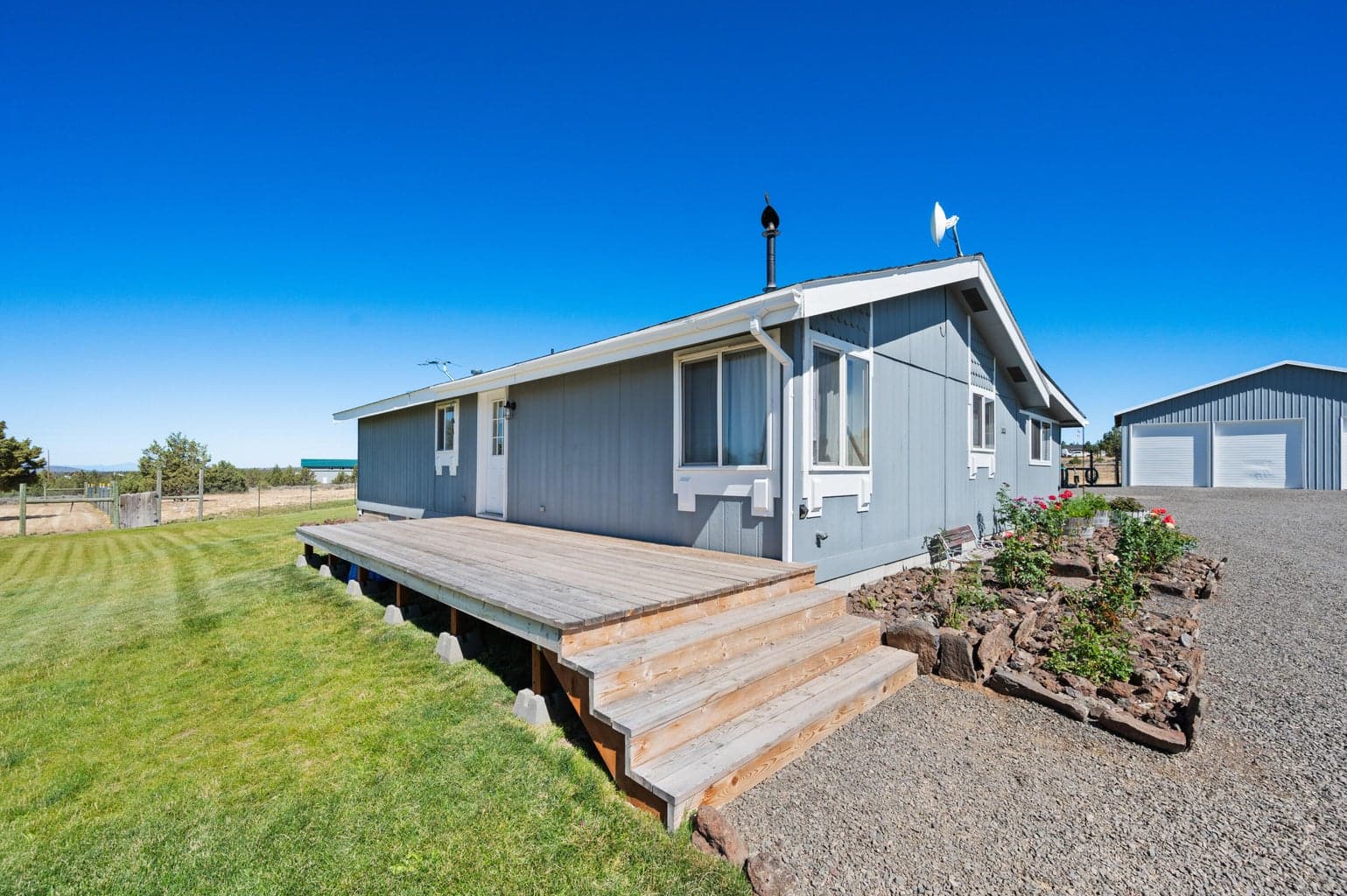 Photo of 6485 SE Riordan Road 6 of 61