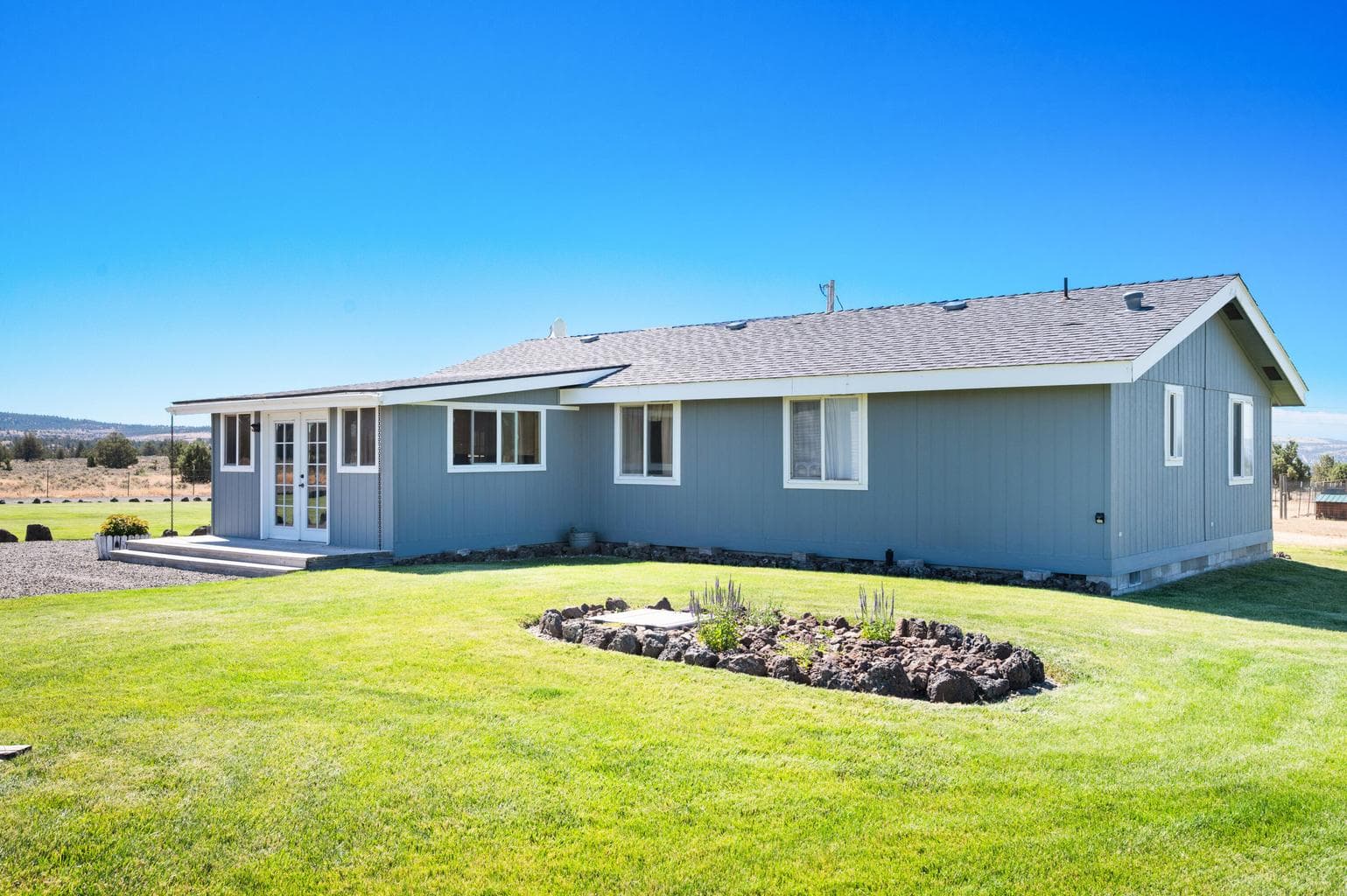 Photo of 6485 SE Riordan Road 29 of 61