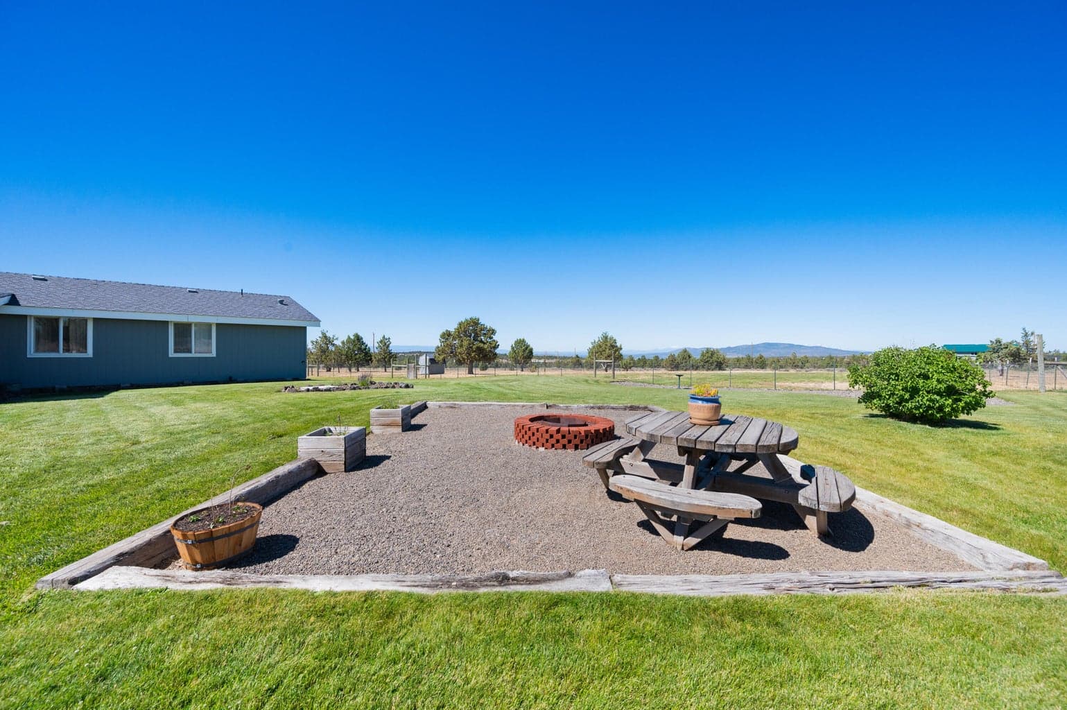 Photo of 6485 SE Riordan Road 31 of 61