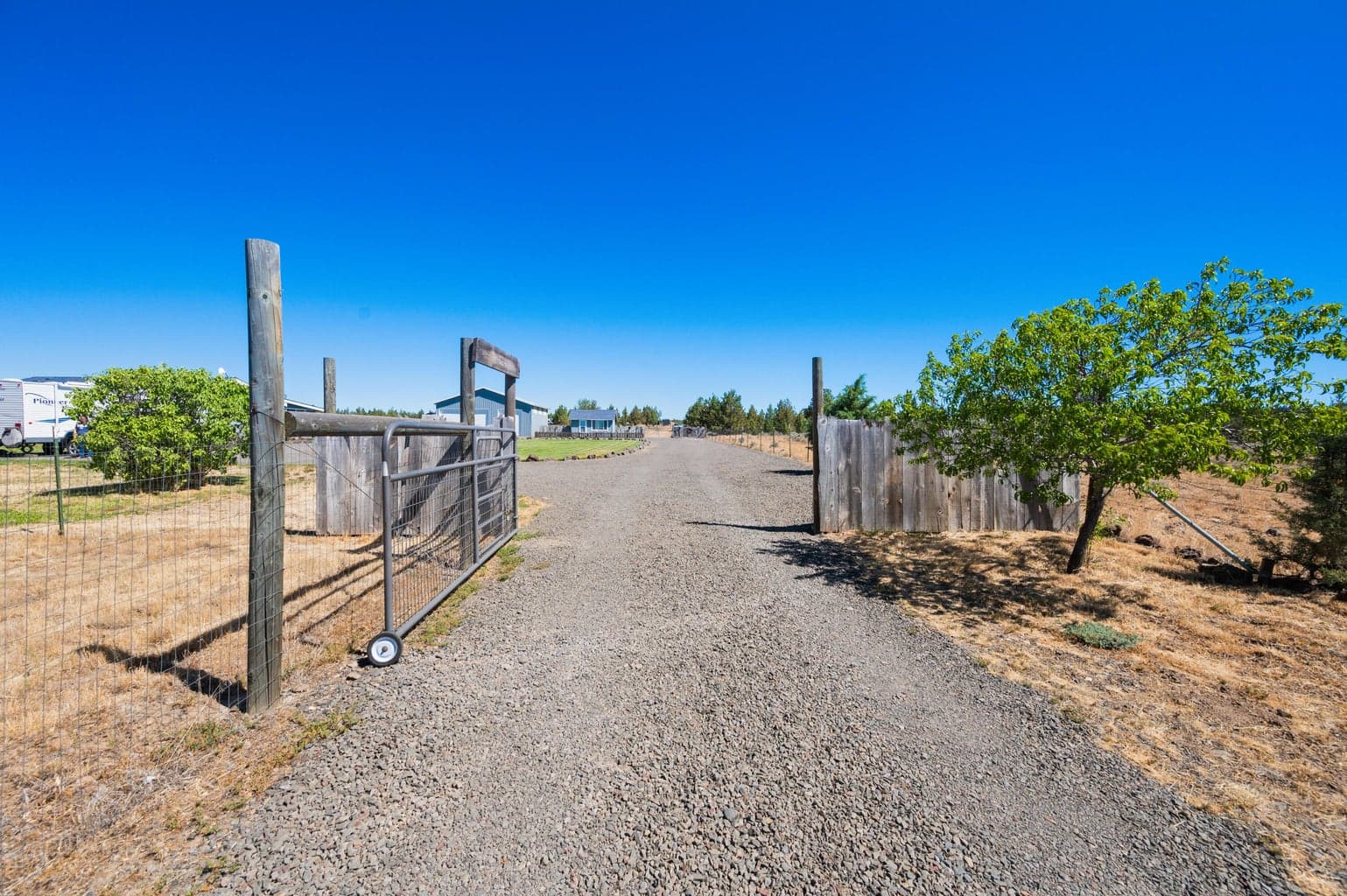 Photo of 6485 SE Riordan Road 54 of 61