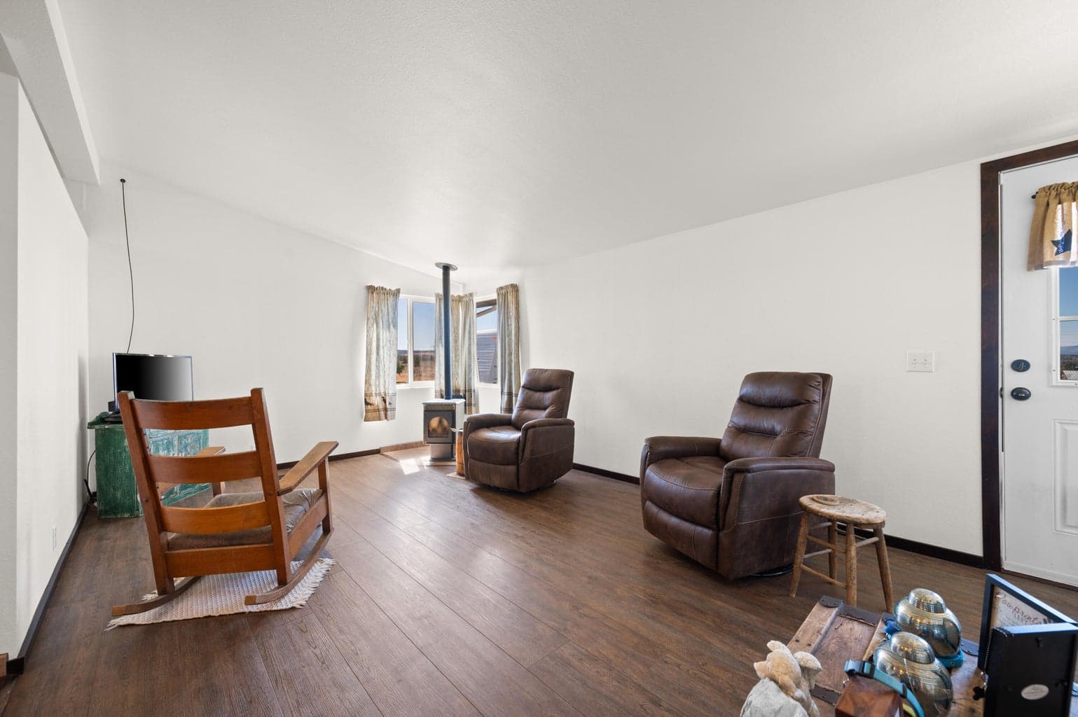 Photo of 6485 SE Riordan Road 9 of 61