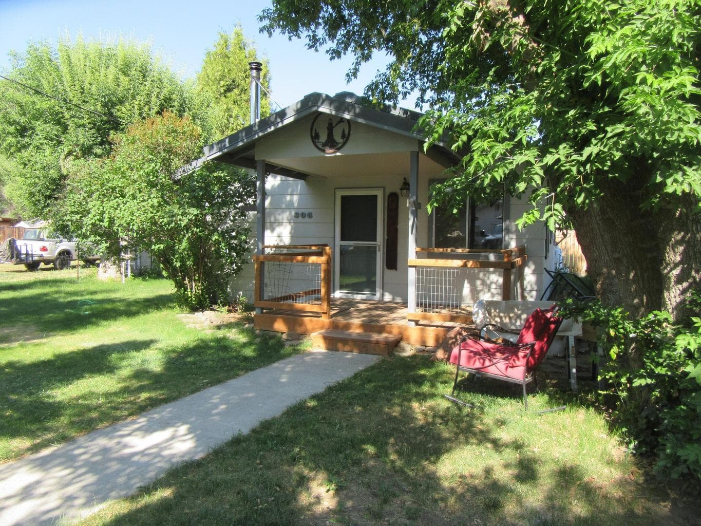 Photo of 306 Main 3 of 19