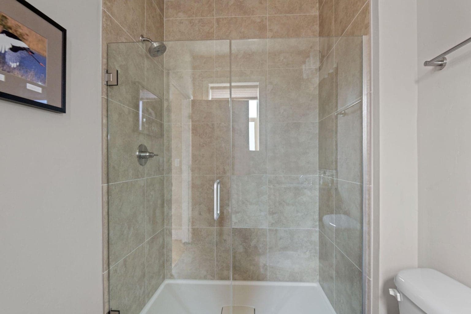 Photo of 892 SW Theater Drive 18 of 33
