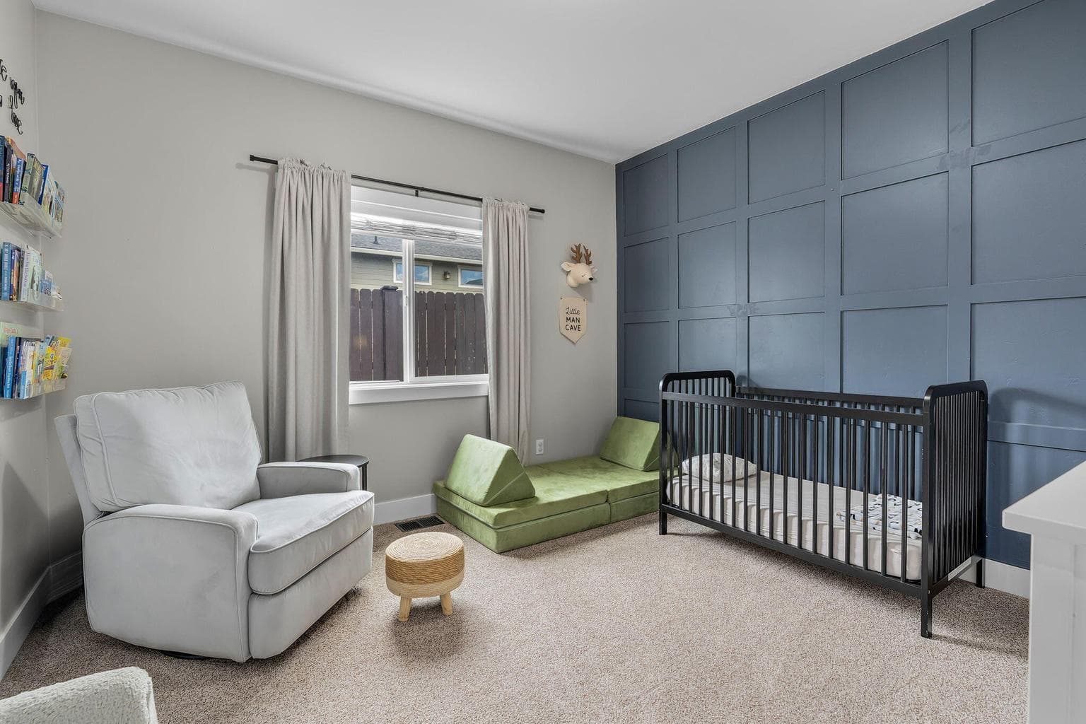 Photo of 4660 SW Salmon Avenue 21 of 32