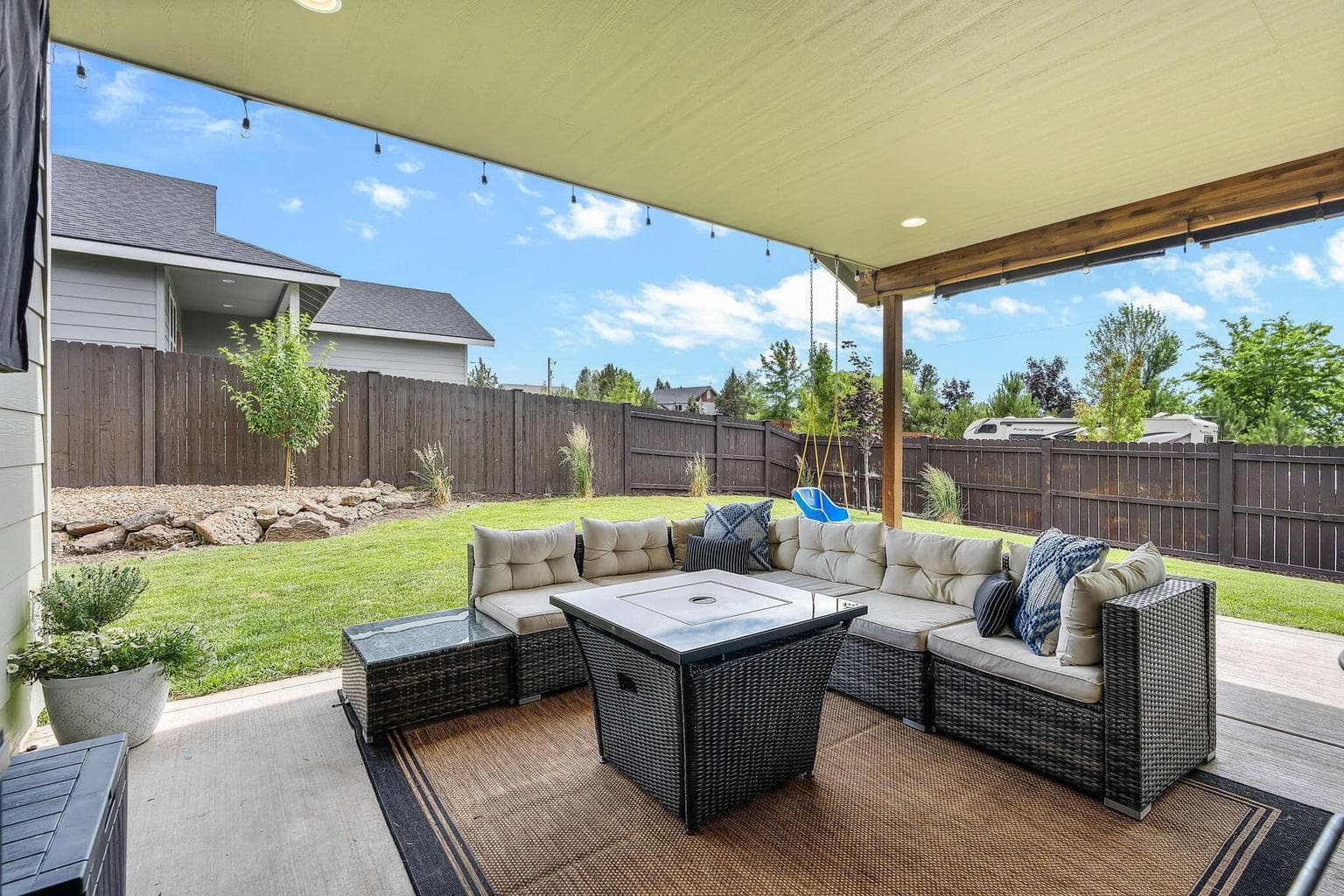 Photo of 4660 SW Salmon Avenue 29 of 32