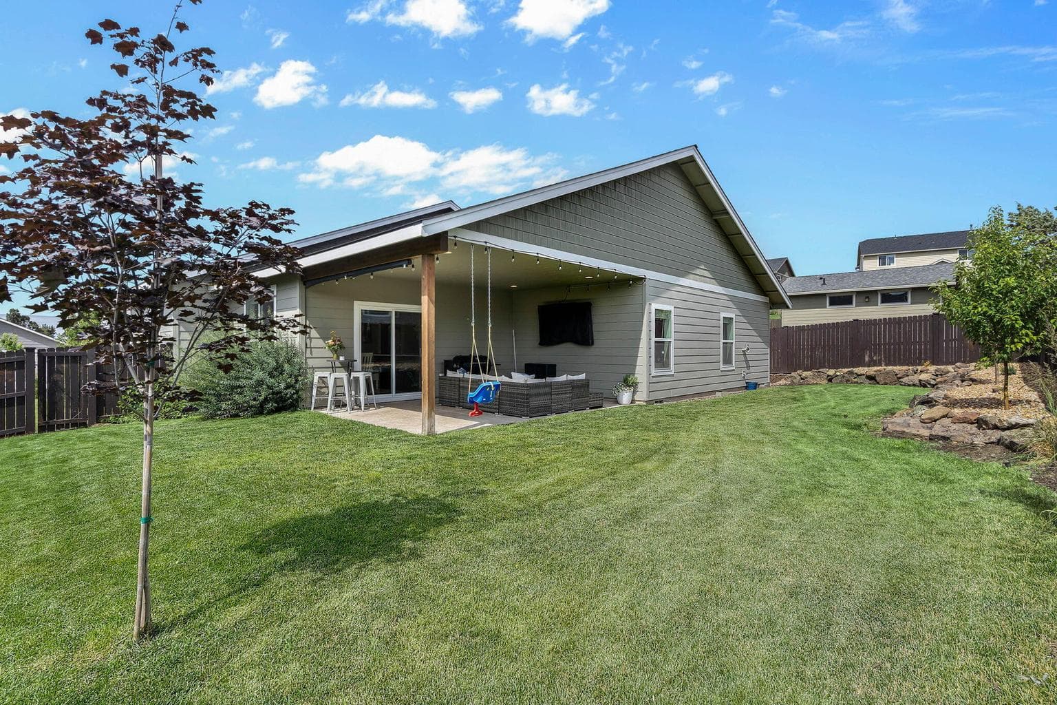 Photo of 4660 SW Salmon Avenue 31 of 32