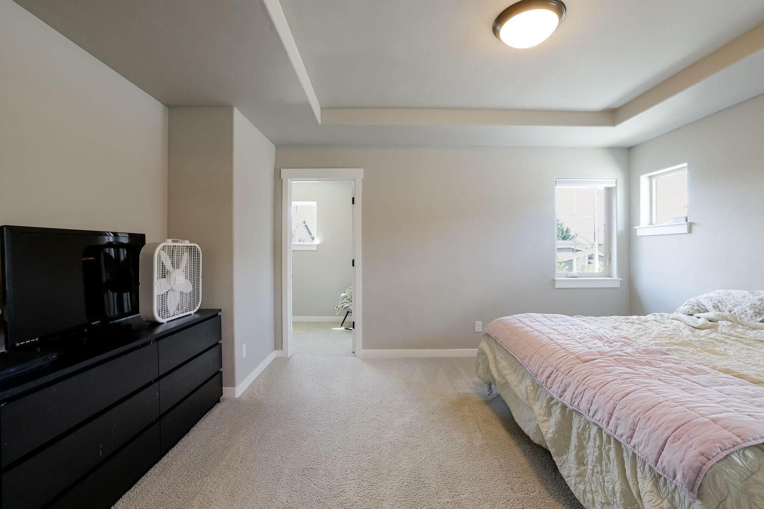 Photo of 20844 SE Sunniberg Lane 26 of 43