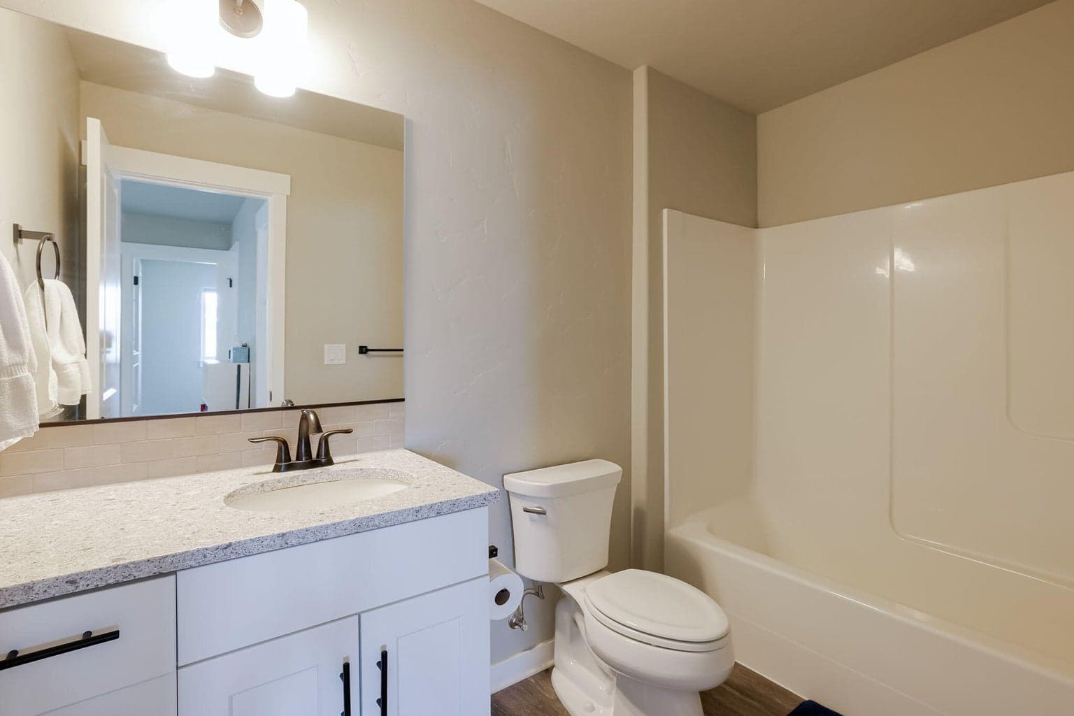 Photo of 20844 SE Sunniberg Lane 31 of 43