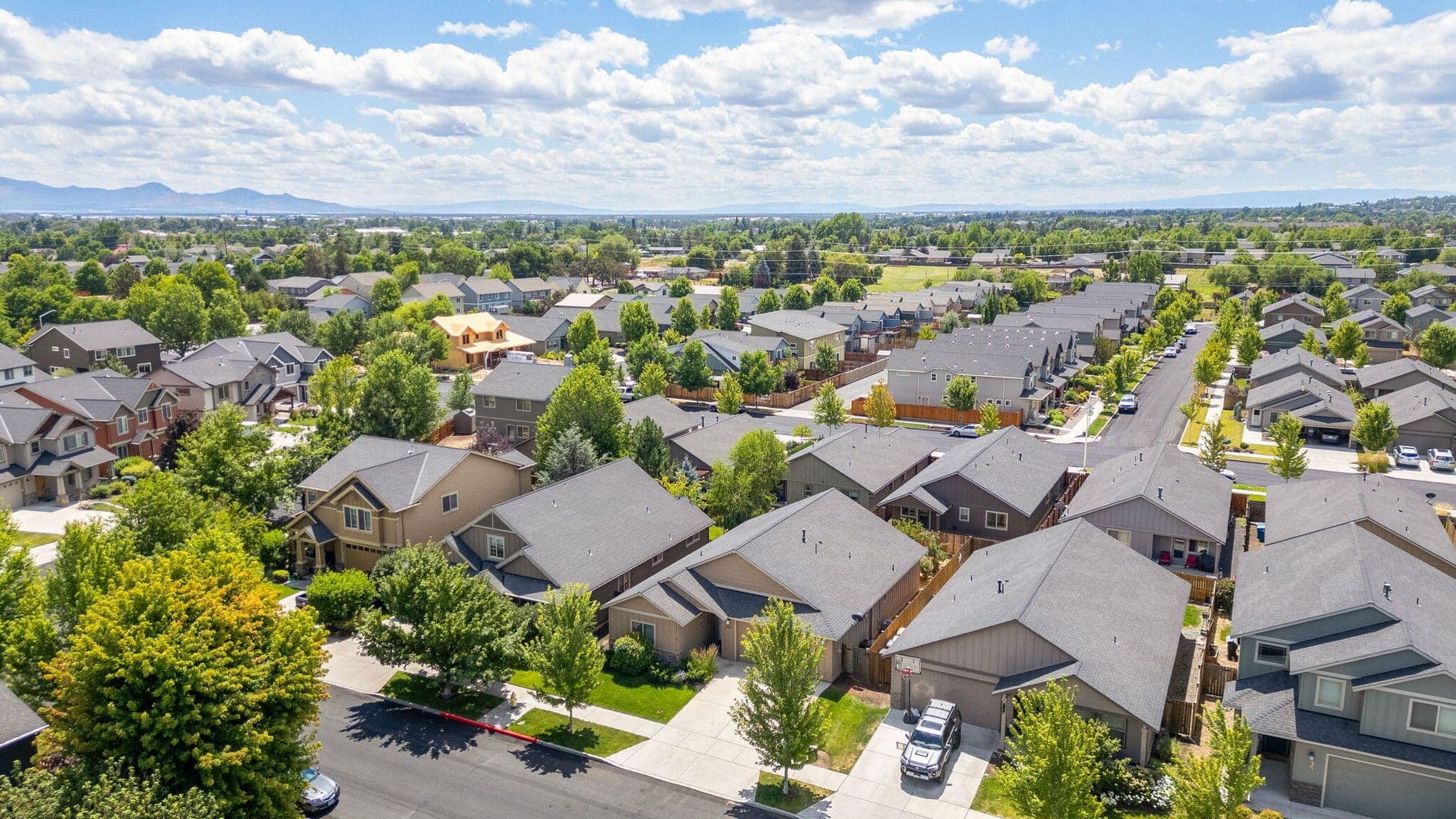 2952 NW Dogwood Ave, Redmond, OR