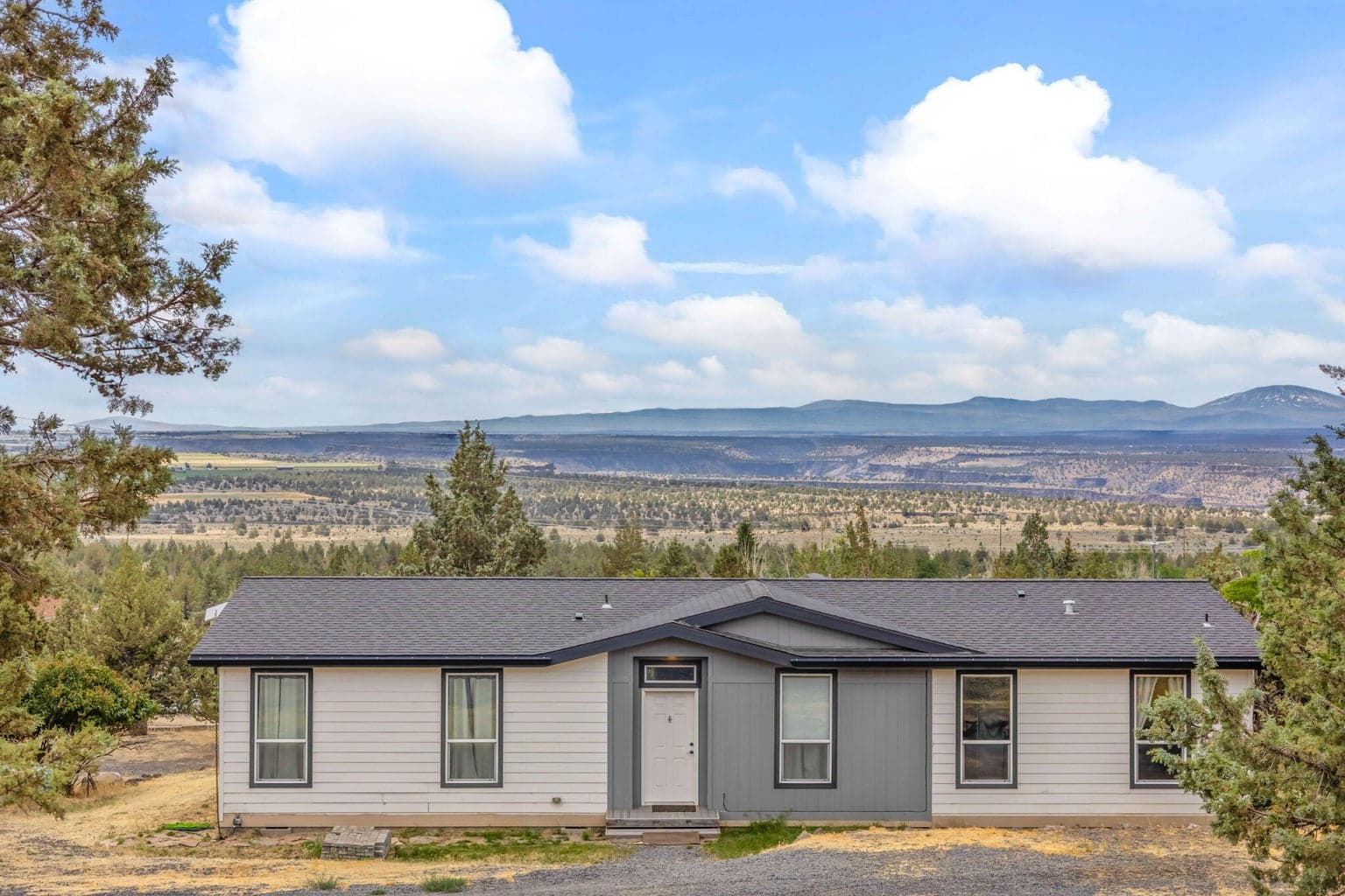 5699 Rocky, Culver, 97734