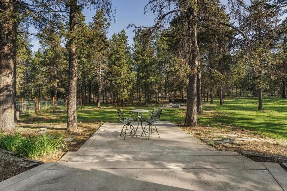 Photo of 16146 Blackfeather Lane 22 of 31
