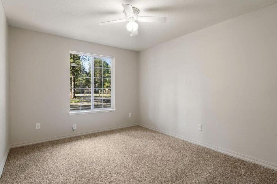 Photo of 16146 Blackfeather Lane 20 of 31