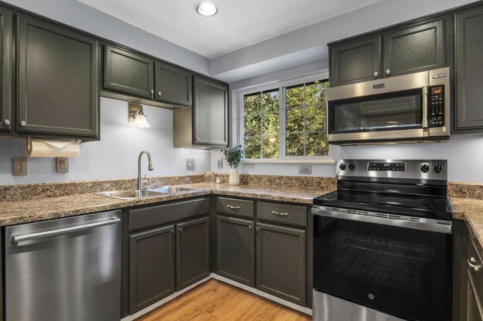 Photo of 16146 Blackfeather Lane 11 of 31