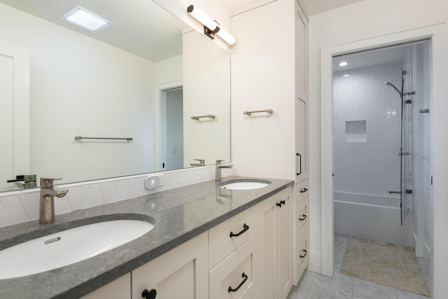 Photo of 3022 NW Tharp Avenue 28 of 42