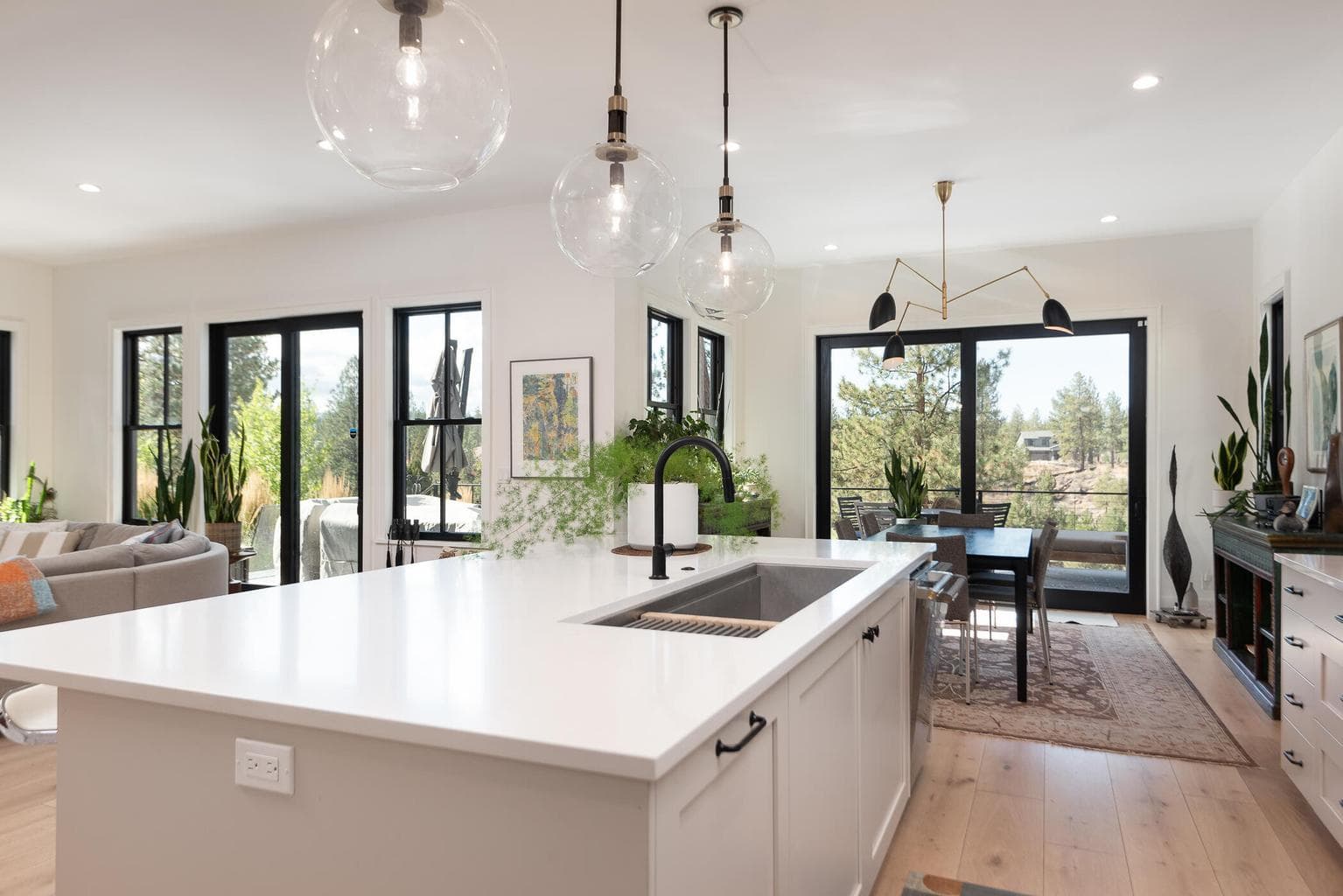 Photo of 3022 NW Tharp Avenue 18 of 42