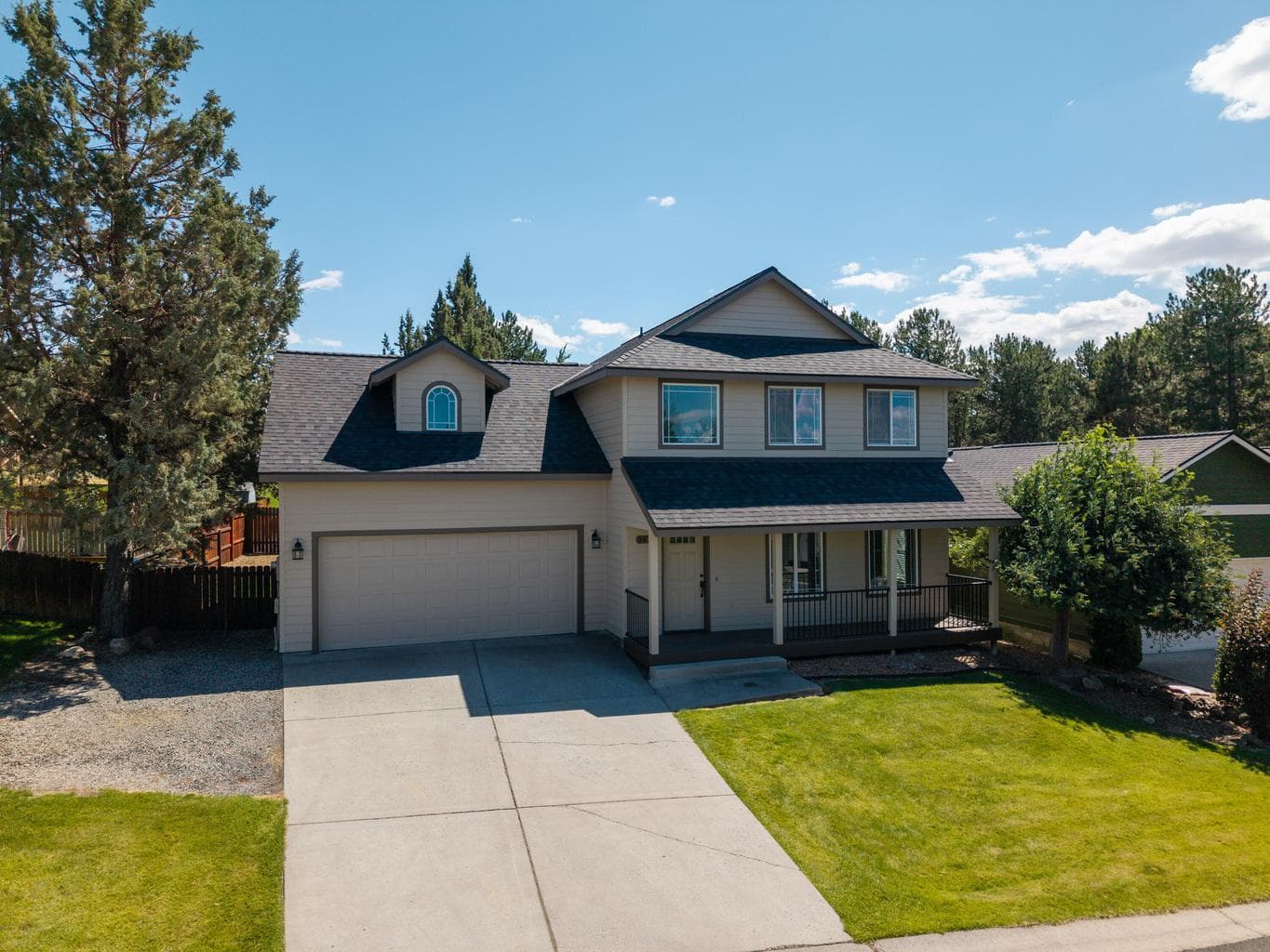Photo of 3616 SW Hillcrest Drive 41 of 47