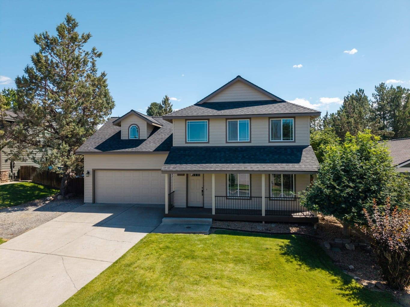 Photo of 3616 SW Hillcrest Drive 42 of 47
