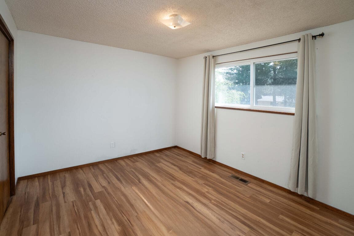 Photo of 61777 SE Fargo Lane 14 of 22