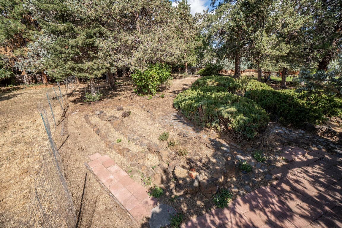 Photo of 61777 SE Fargo Lane 18 of 22