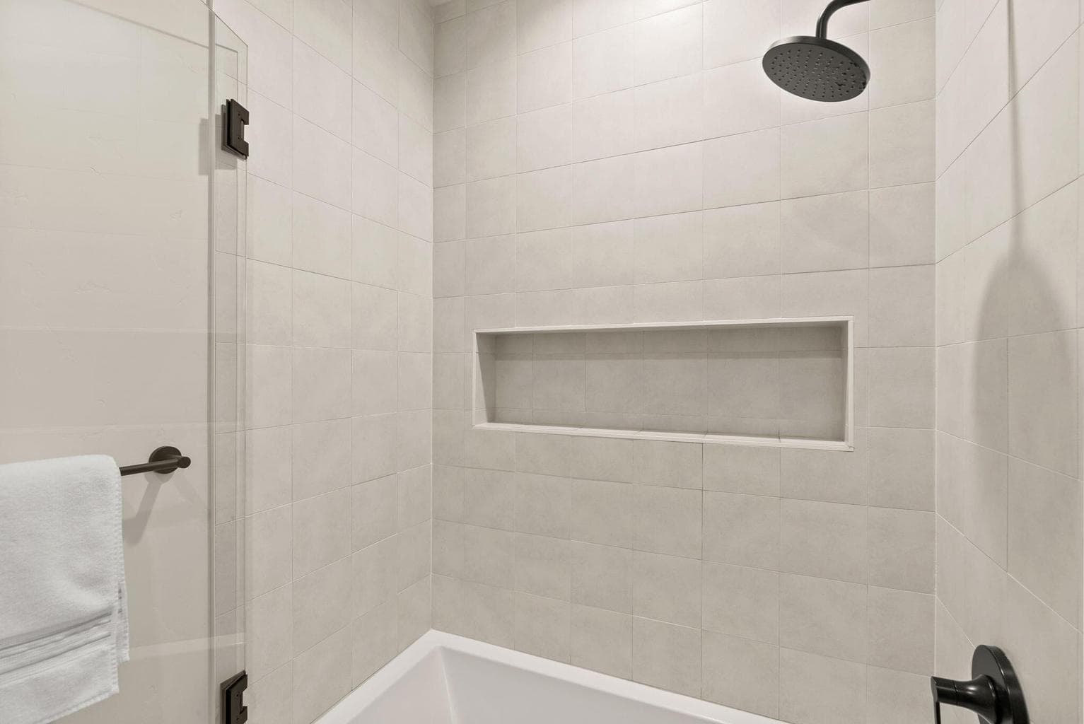Photo of 1192 NW Skyline Ranch Road 51 of 68
