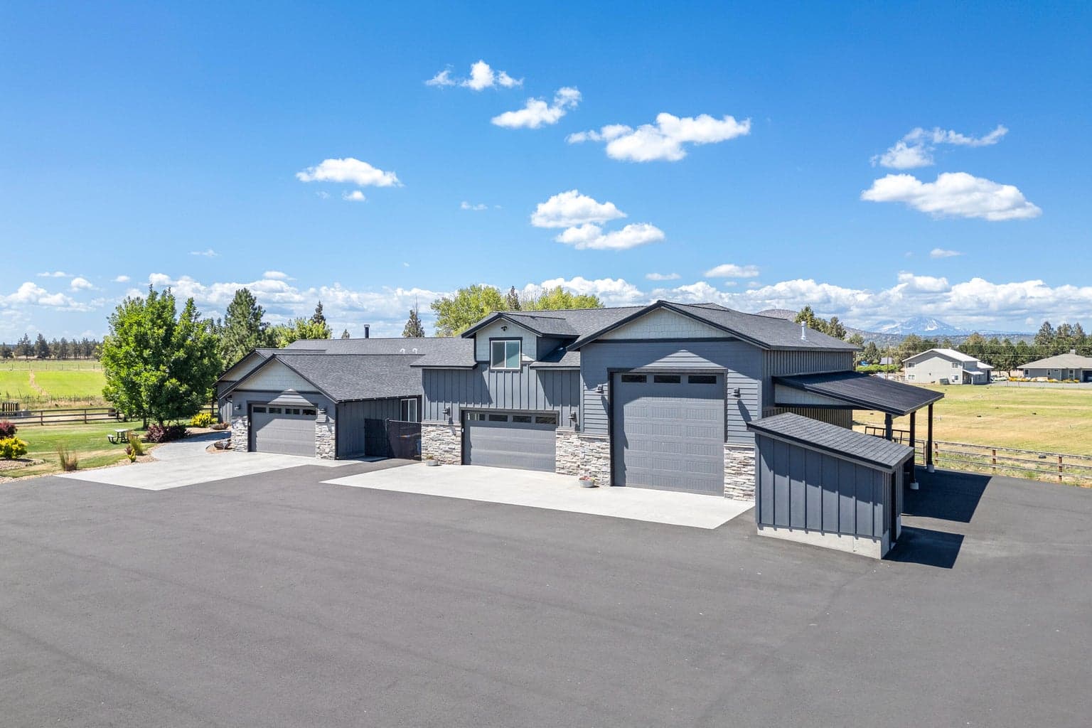 Photo of 6330 NW Jackpine Avenue 6 of 60