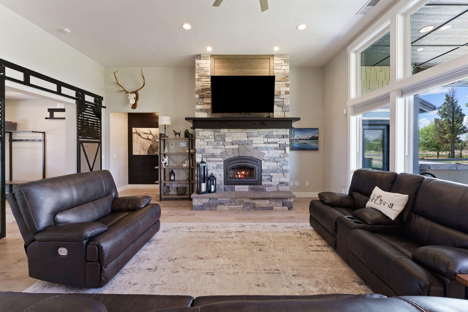 Photo of 6330 NW Jackpine Avenue 12 of 60