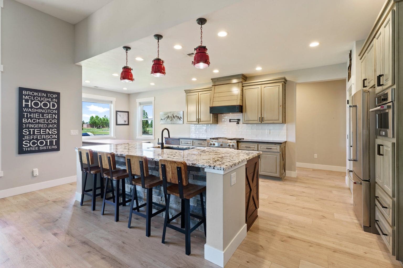 Photo of 6330 NW Jackpine Avenue 15 of 60