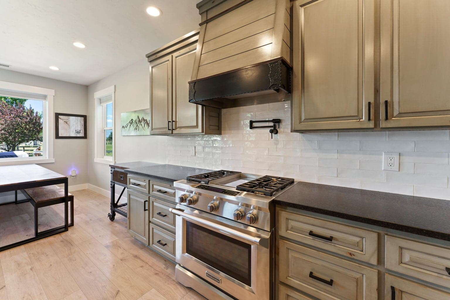 Photo of 6330 NW Jackpine Avenue 18 of 60
