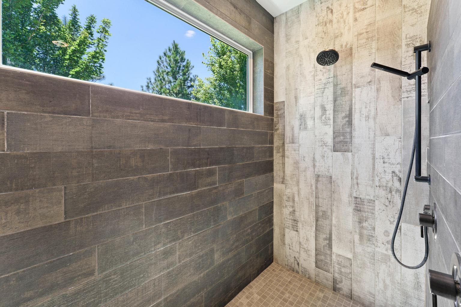 Photo of 6330 NW Jackpine Avenue 23 of 60