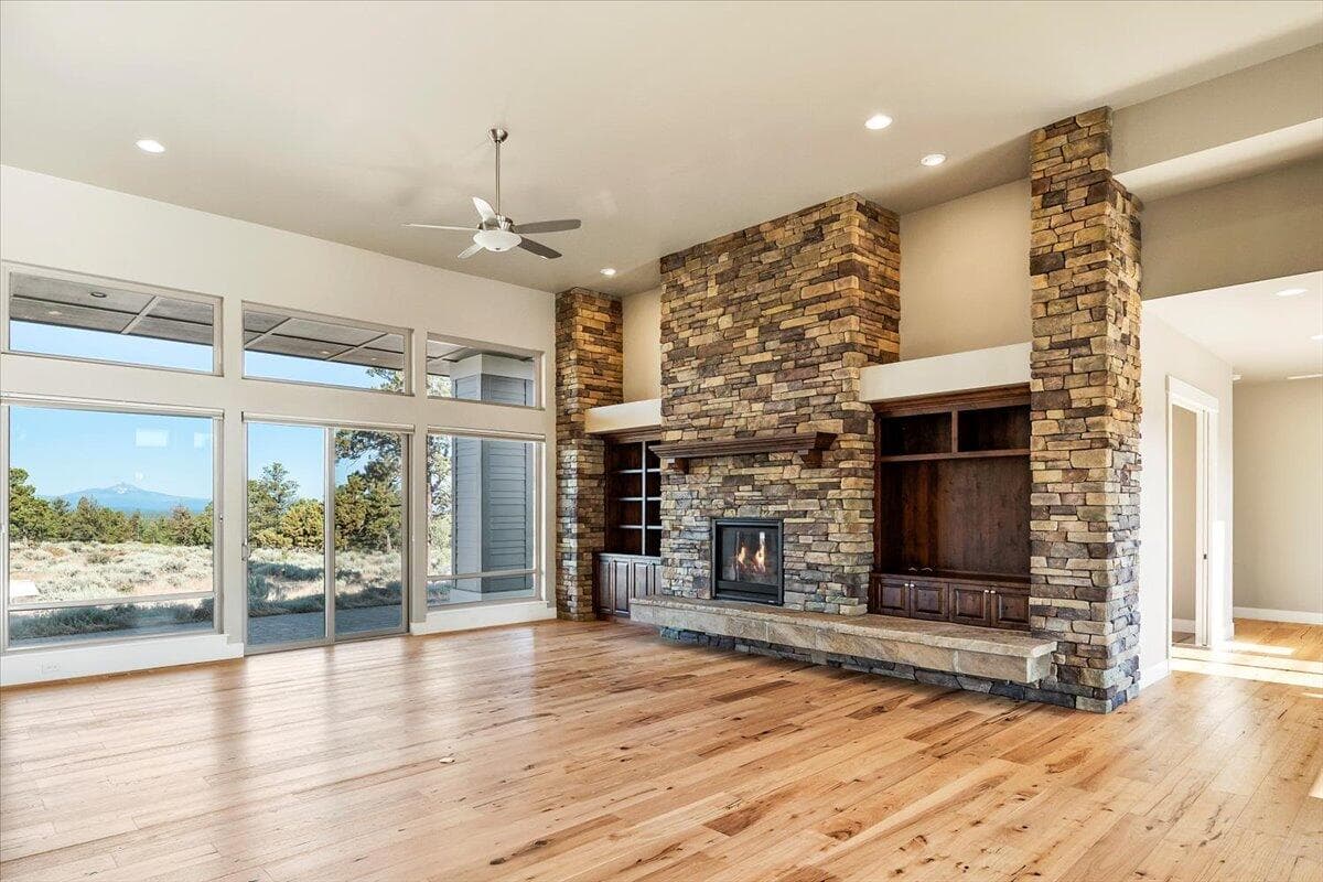 Photo of 425 Scenic Ridge Court 9 of 70