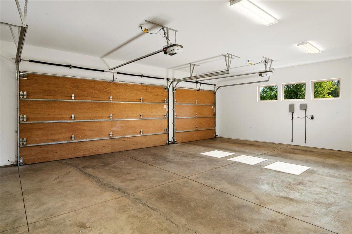 Photo of 425 Scenic Ridge Court 31 of 70