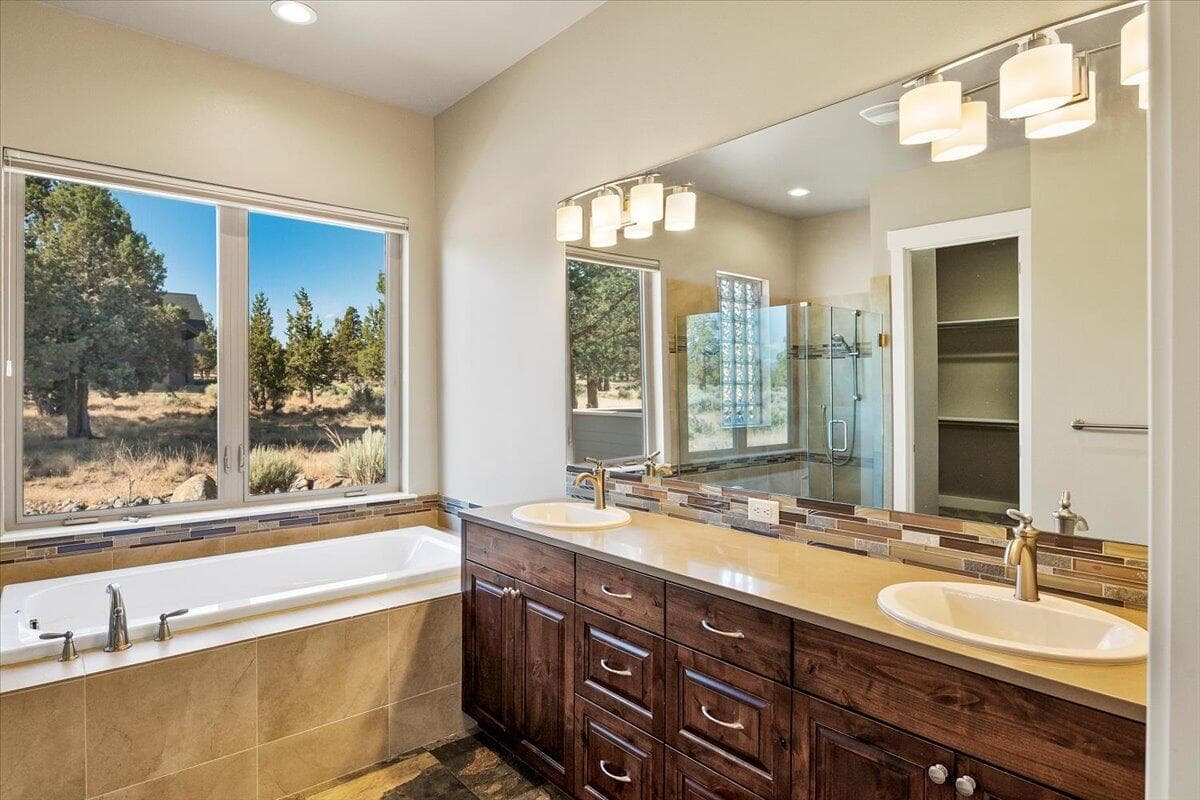 Photo of 425 Scenic Ridge Court 36 of 70