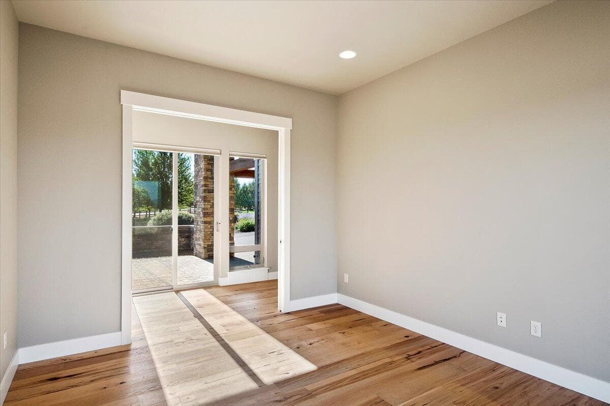 Photo of 425 Scenic Ridge Court 44 of 70