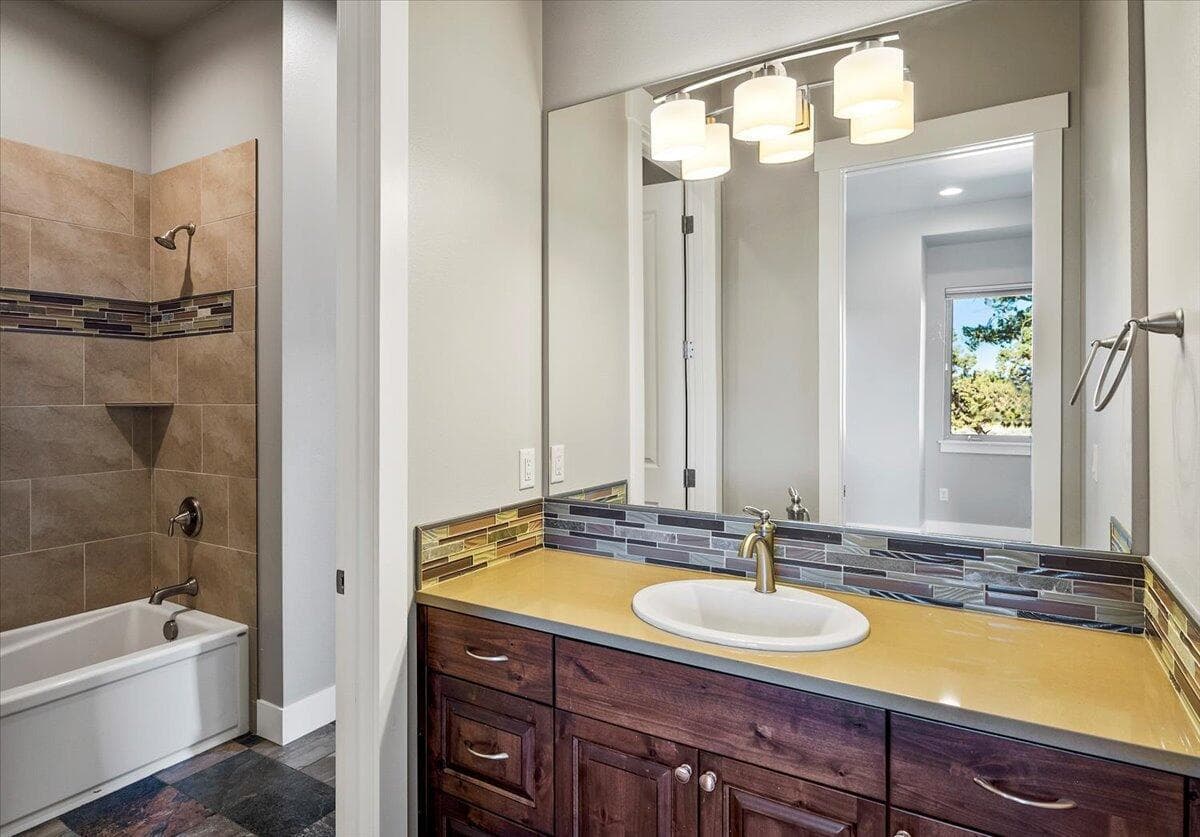 Photo of 425 Scenic Ridge Court 50 of 70