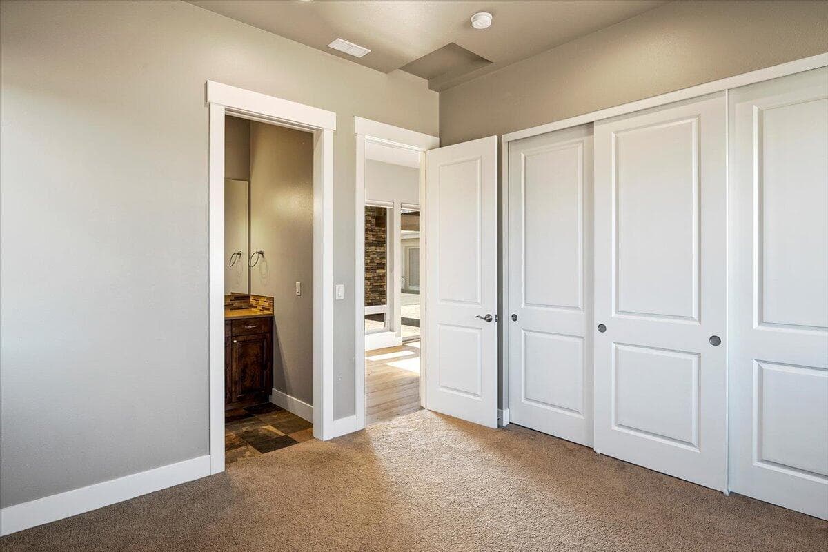 Photo of 425 Scenic Ridge Court 52 of 70